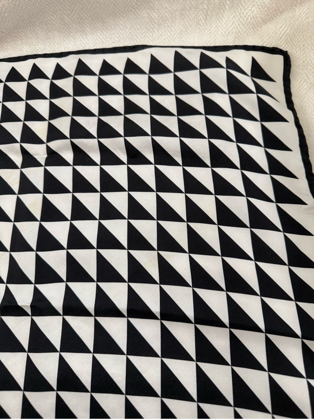 Prada Black and White geometric-patterned Silk Twill Scarf - Picture 7 of 9